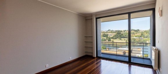 6 bedrooms House in Valbom, Portugal No. 114236 8