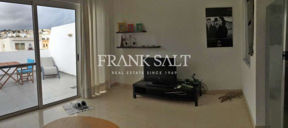1 bedroom Penthouse in Gzira, Malta No. 4254 2