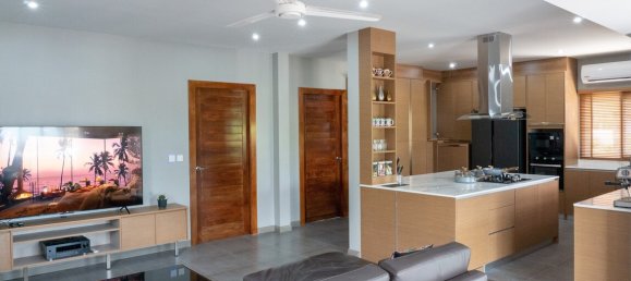 4 bedrooms Villa for sale in Pattaya, Chonburi, Eastern Thailand, Thailand № 83402 7