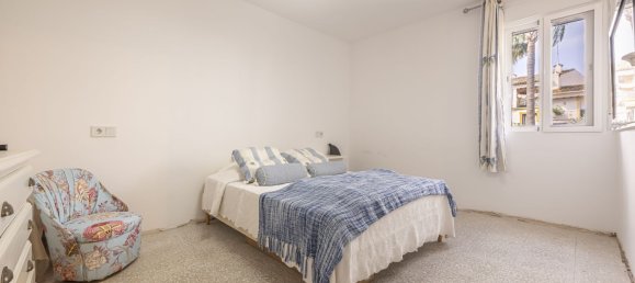 Adosado de 5 dormitorios en Estepona, Spain No. 139295 17