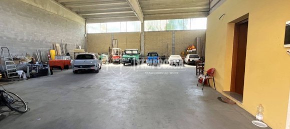 400m² Warehouse in Gualtieri, Italy No. 338818 5