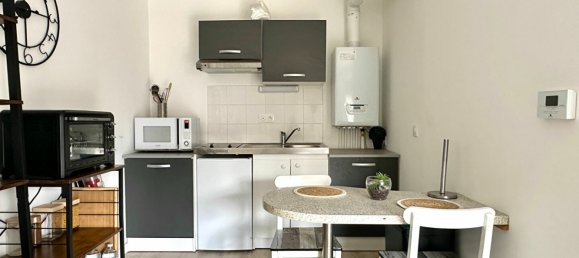 Studio in Amiens, France No. 263345 3