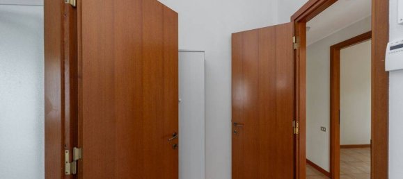 3 bedrooms Villa in Sirtori, Italy No. 263566 17