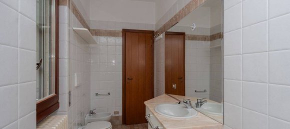 3 bedrooms Villa in Sirtori, Italy No. 263566 36