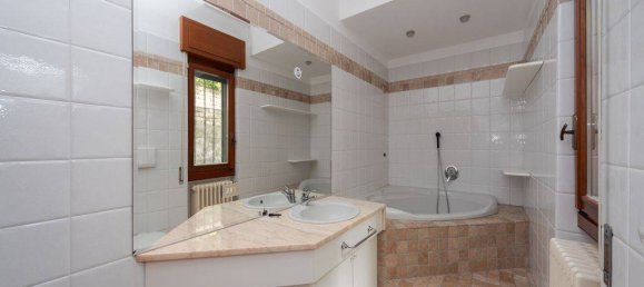 3 bedrooms Villa in Sirtori, Italy No. 263566 35