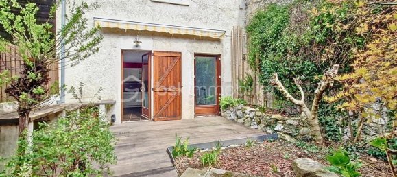 Villa de 4 dormitorios en Varces-Allieres-et-Risset, France No. 198995 2