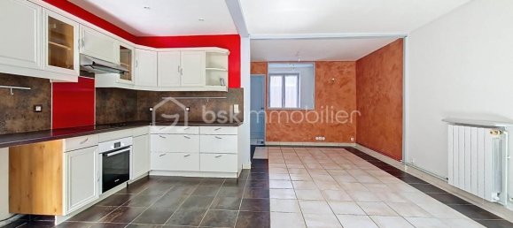 Villa de 4 dormitorios en Varces-Allieres-et-Risset, France No. 198995 6