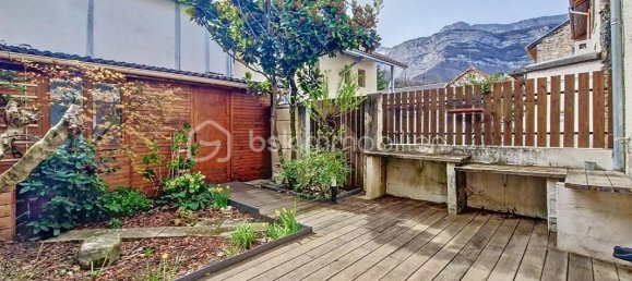 Villa de 4 dormitorios en Varces-Allieres-et-Risset, France No. 198995 4