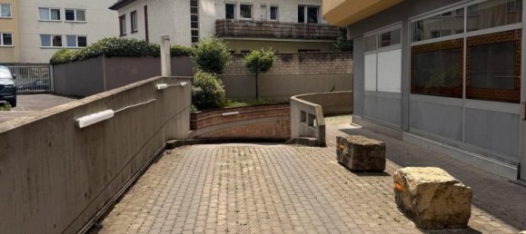 موقف سيارات في Merzig-Wadern, Germany رقم 247105 4