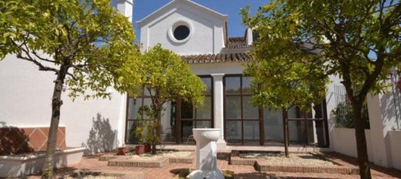 6 bedrooms Villa in Marbella, Spain No. 45685 14
