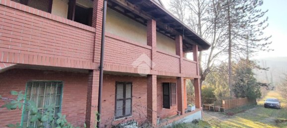 Casa de 14 divisões em Brignano Frascata, Italy N.º 25253 10