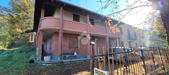 Casa de 14 divisões em Brignano Frascata, Italy N.º 25253 34