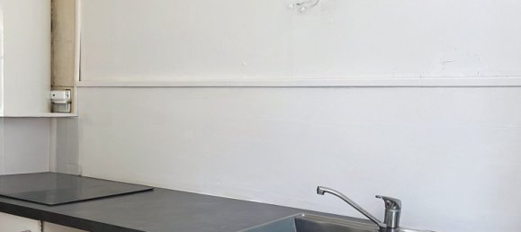 2 bedrooms Apartment in Montargis, France No. 279971 3