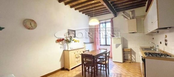 4 rooms Apartment in Città di Castello, Italy No. 129476 10