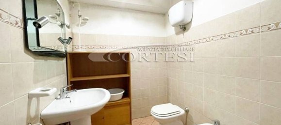 4 rooms Apartment in Città di Castello, Italy No. 129476 8
