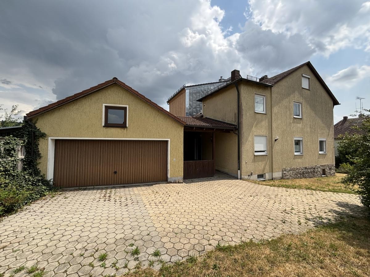 5غرفة تاون هاوس في Tirschenreuth, Germany رقم 229995