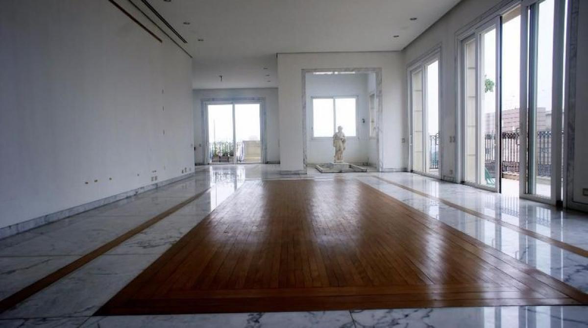 Casa de 4 dormitorios en Sao Paulo, Brazil No. 460174