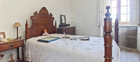 Дом с 6 спальнями в Вила ду Конди, Португалия № 54263 17