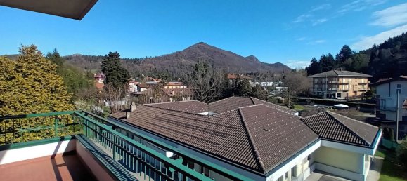 4-salle Appartement à Induno Olona, Italy No. 2331 30