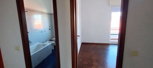 4-salle Appartement à Induno Olona, Italy No. 2331 18