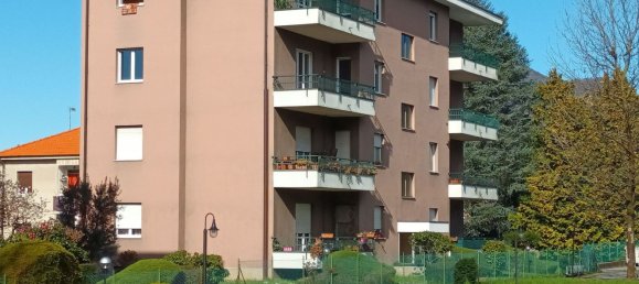 4-salle Appartement à Induno Olona, Italy No. 2331 2