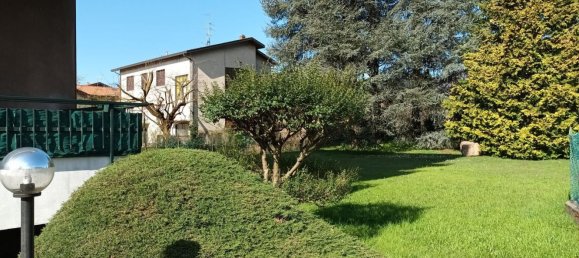 4-salle Appartement à Induno Olona, Italy No. 2331 27