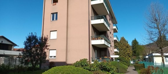 4-salle Appartement à Induno Olona, Italy No. 2331 4