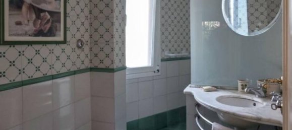 4 rooms Apartment in Rome, Italy No. 26354 8