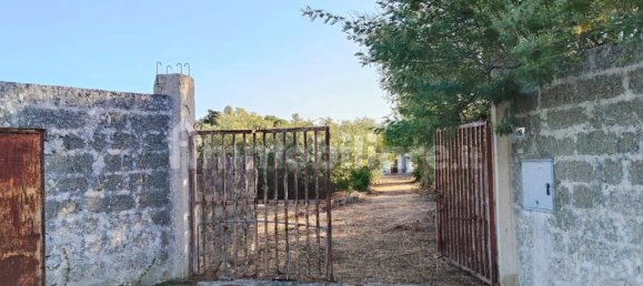 Grundstück in Lecce, Italy 11400m², Nr. 357509 3