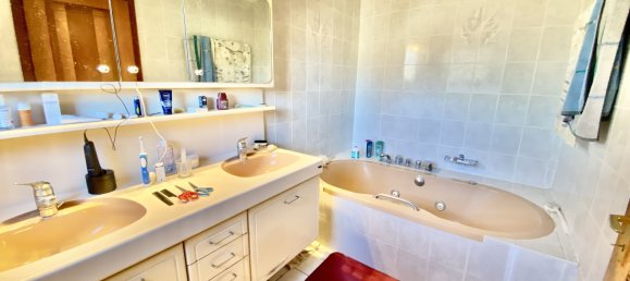 5 bedrooms Villa in Chalais, Switzerland No. 245 21