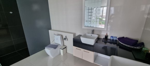 4 bedrooms Apartment in Pattaya, Thailand No. 11147 11