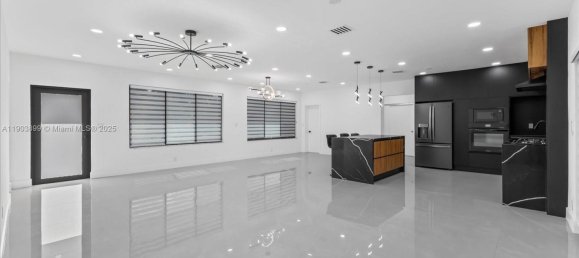 5 Schlafzimmer Villa in Miami, USA, Nr. 614241 29