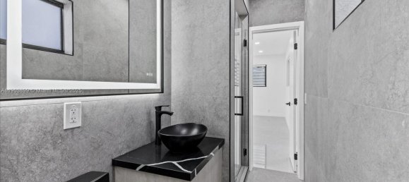 5 Schlafzimmer Villa in Miami, USA, Nr. 614241 23