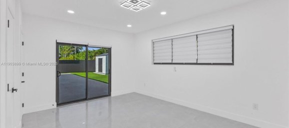 5 Schlafzimmer Villa in Miami, USA, Nr. 614241 10