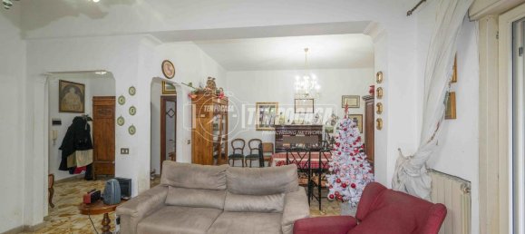 Apartamento de 4 habitaciónes en Messina, Italy No. 169381 10