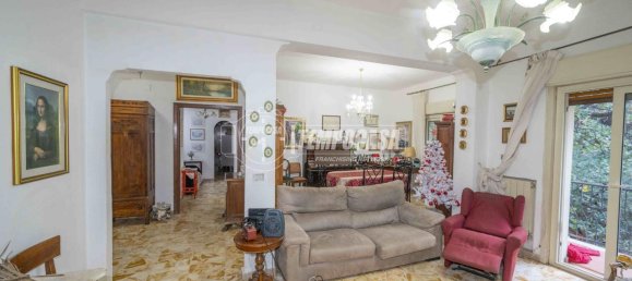 Apartamento de 4 habitaciónes en Messina, Italy No. 169381 9