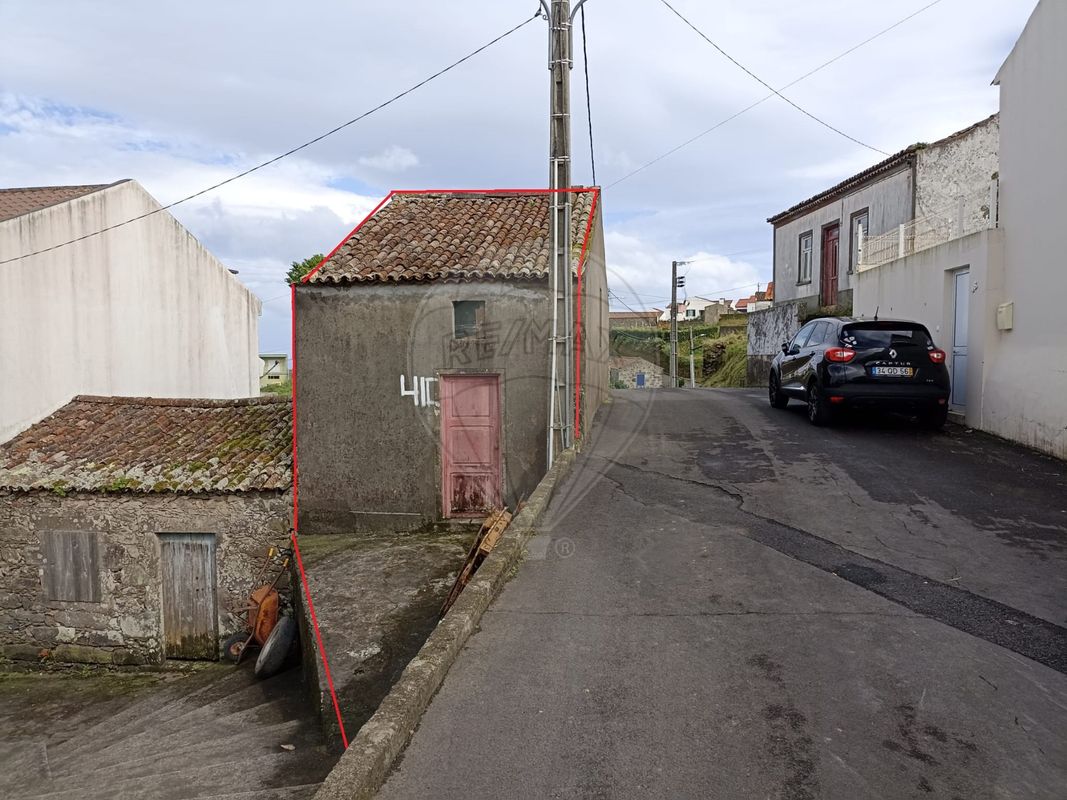 1 bedroom House in Nordeste, Portugal No. 27295