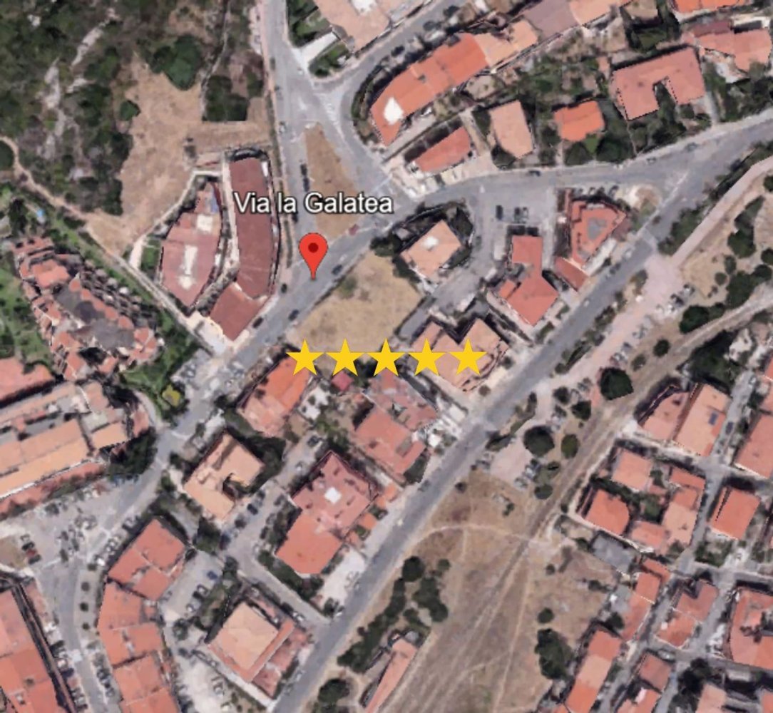 Apartamento de 5 habitaciónes en Palau, Italy No. 13486