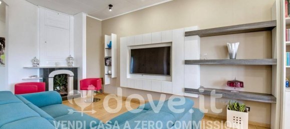 Apartamento de 3 dormitorios en Lecce, Italy No. 307293 4