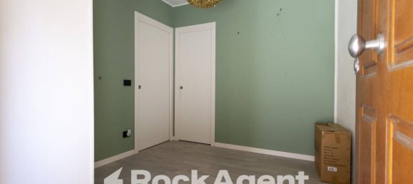 27m² Warehouse in Catanzaro, Italy No. 303658 6