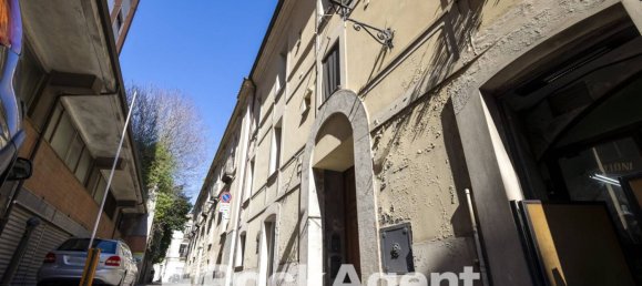 27m² Warehouse in Catanzaro, Italy No. 303658 3