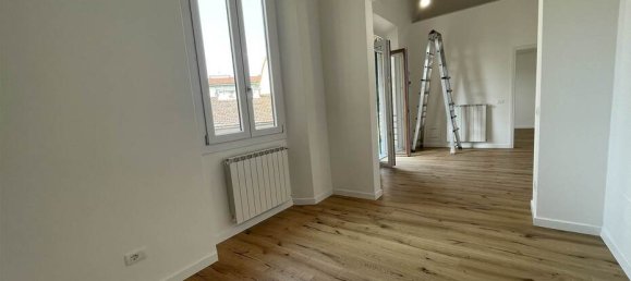 2 Schlafzimmer Wohnung in Florence, Italy, Nr. 345625 9