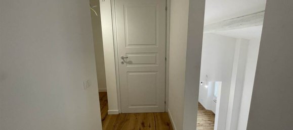 2 Schlafzimmer Wohnung in Florence, Italy, Nr. 345625 11