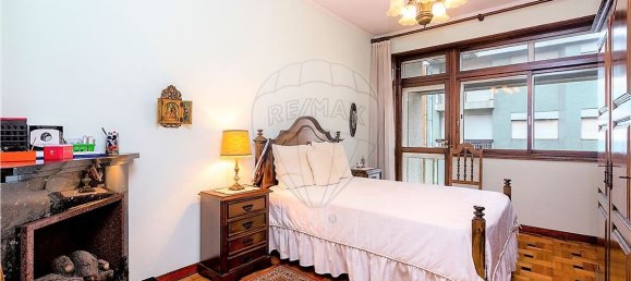 5 bedrooms Apartment in Porto, Portugal No. 37611 19