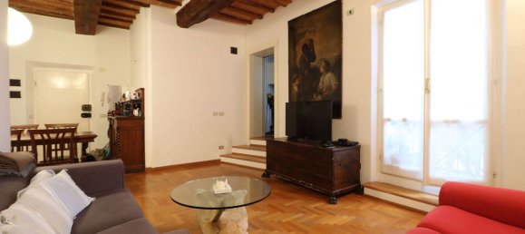 3-salle Appartement à Siena, Italy No. 8810 10