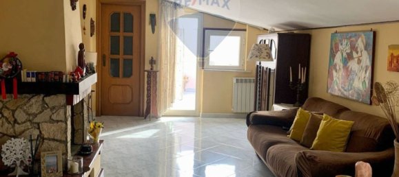 Apartamento de 3 divisões em Mugnano di Napoli, Italy N.º 52832 7