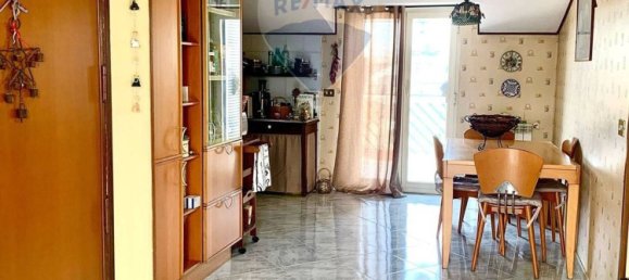Apartamento de 3 divisões em Mugnano di Napoli, Italy N.º 52832 9