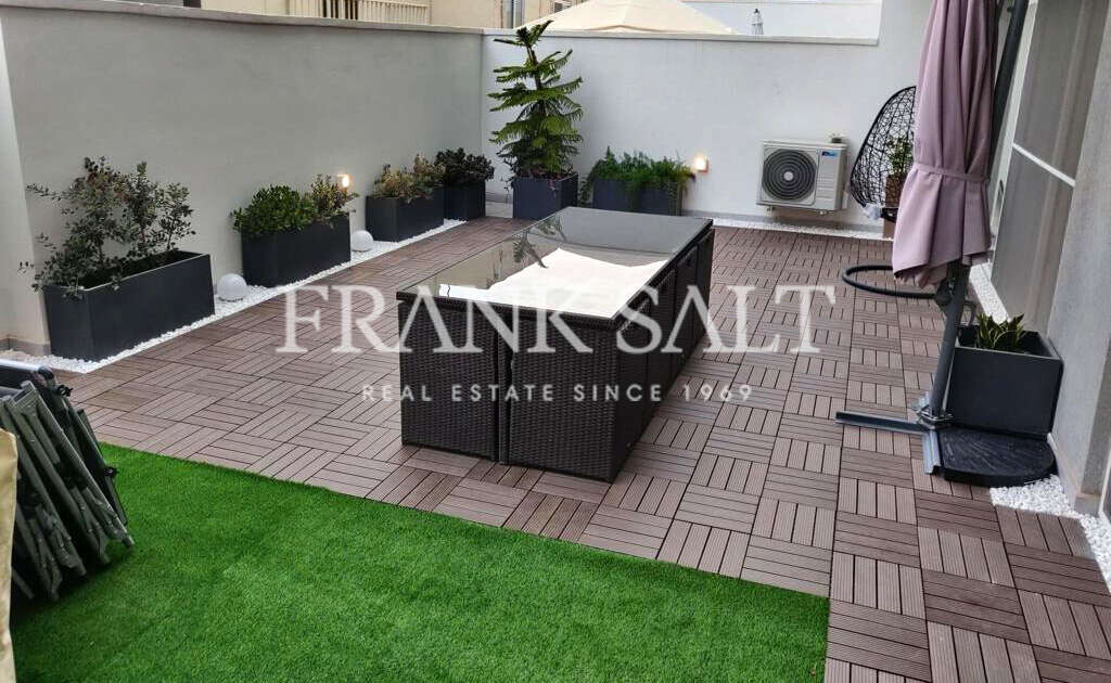 Квартира с 3 спальнями в Меллиха, Мальта № 7970