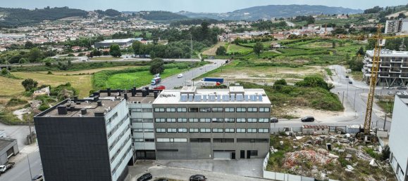 Gewerbliche Immobilie in Felgueiras, Portugal 176m², Nr. 59593 14