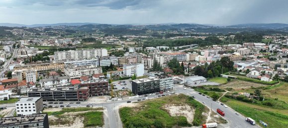 Gewerbliche Immobilie in Felgueiras, Portugal 176m², Nr. 59593 11